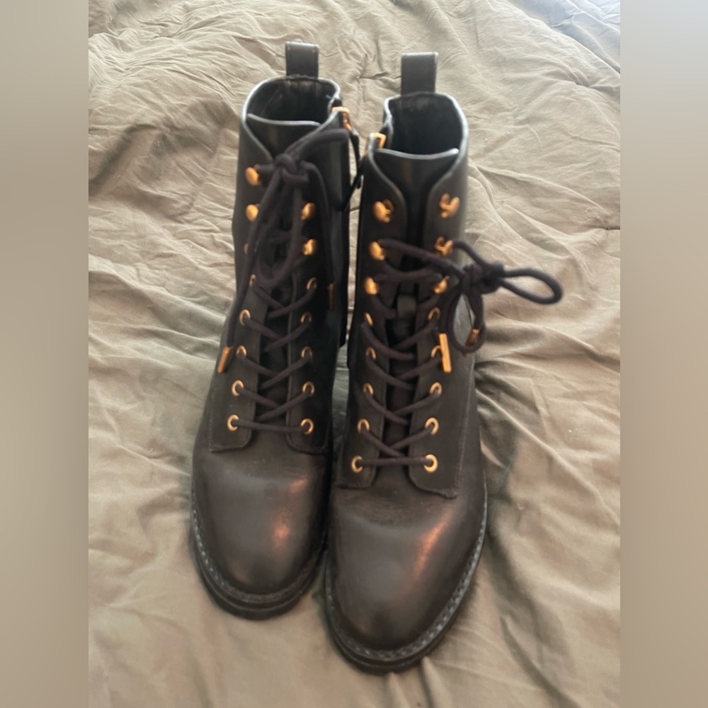 Like New Tory Burch Combat Boots Size 7